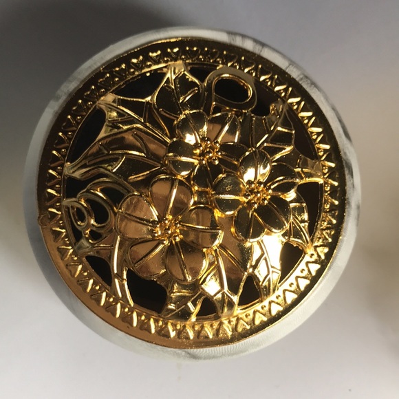 New! Ceramic Marble Incense Holder - Picture 4 of 9